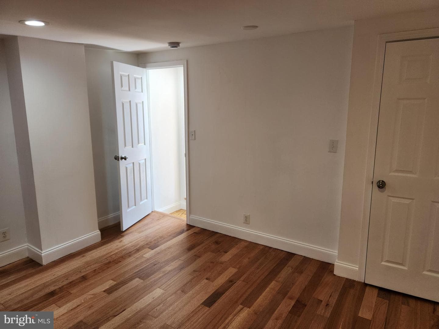 308 S Stricker Street photo 16