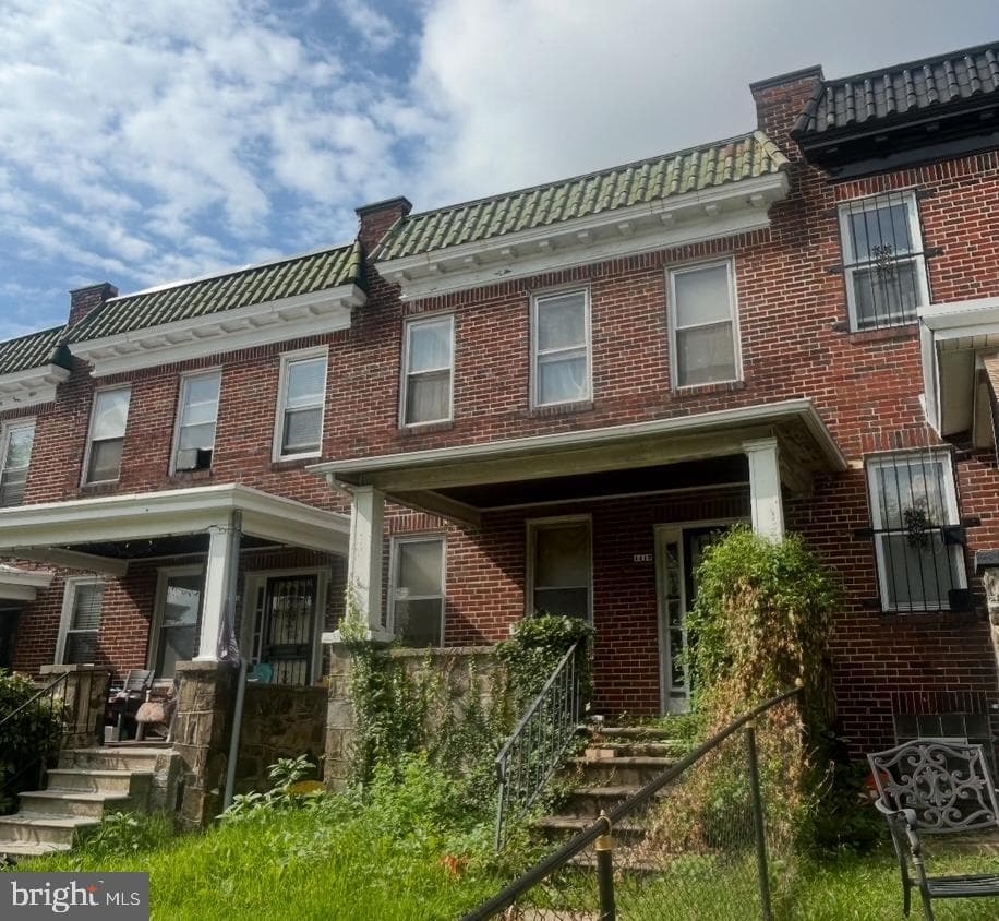 1419 Carswell Street photo 2