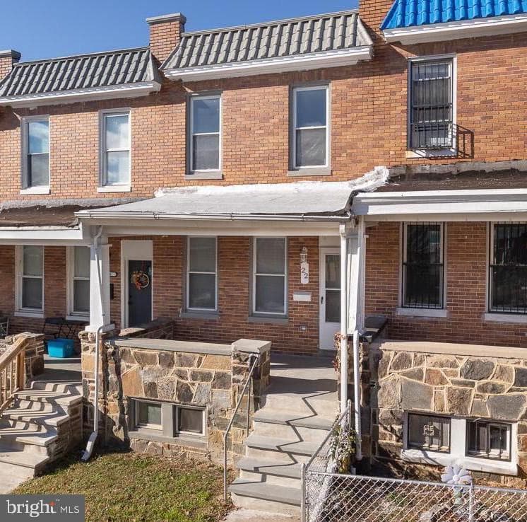 22 N Ellamont Street
