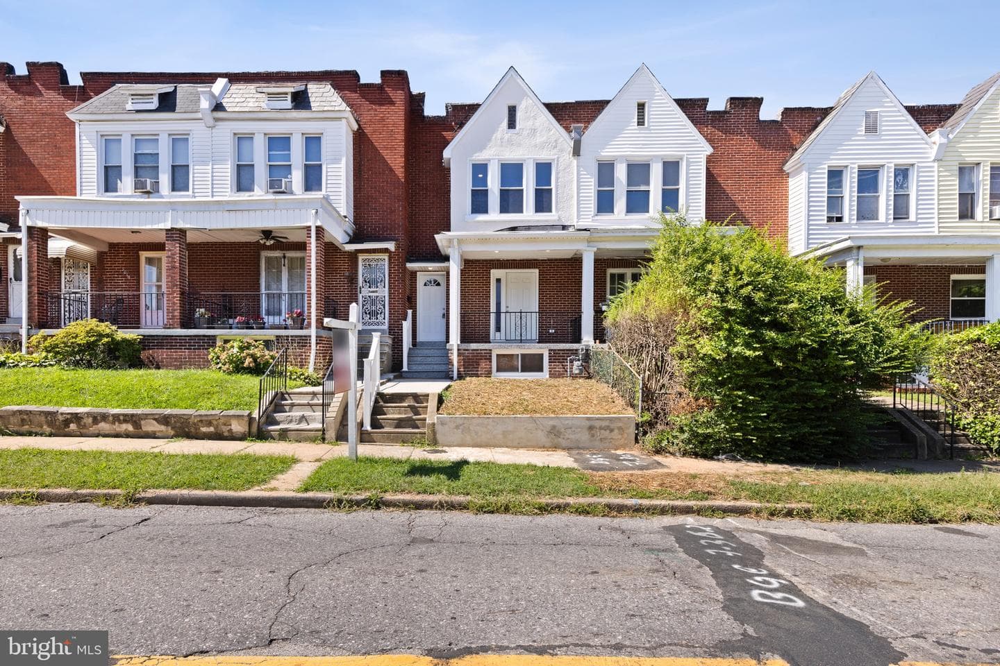 1015 Bonaparte Avenue photo 1