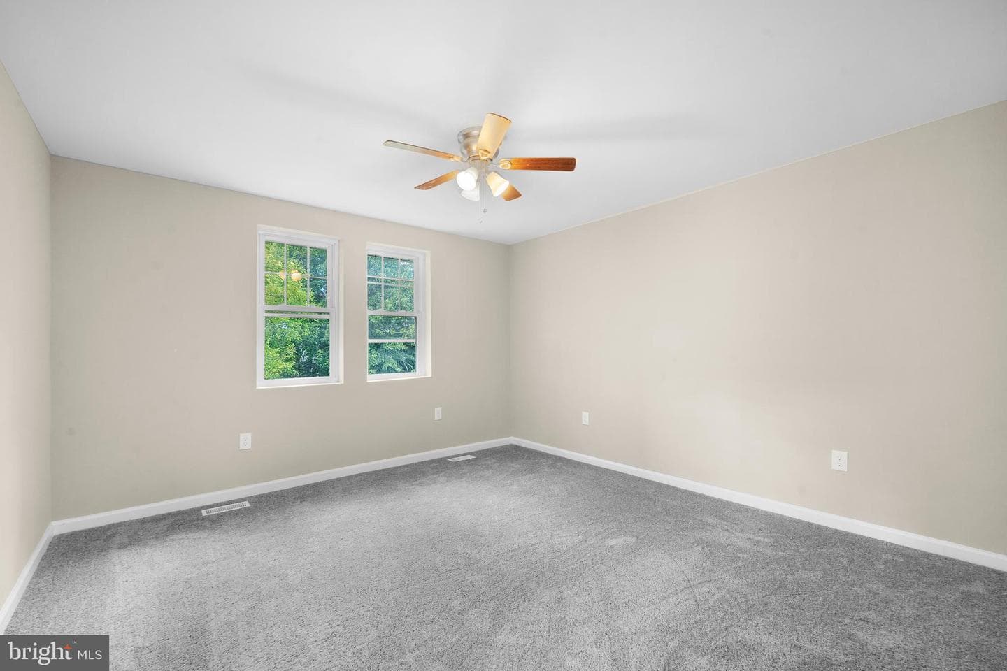 4208 Furley Avenue photo 23