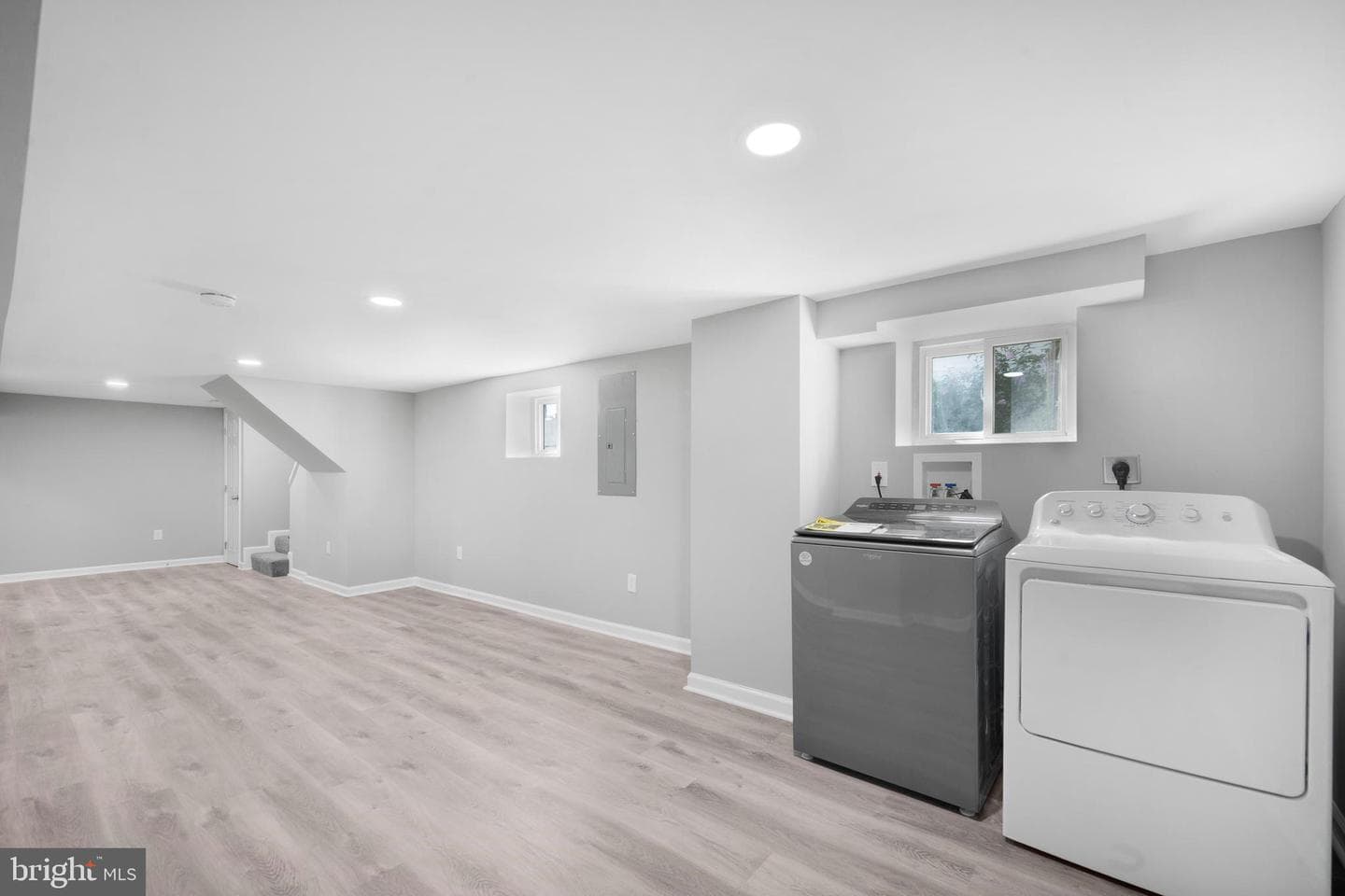 4208 Furley Avenue photo 30