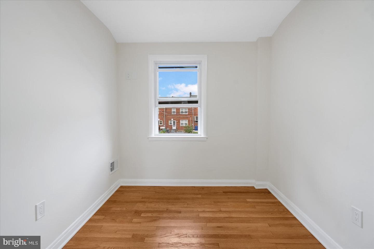 6112 Edlynne Road photo 31