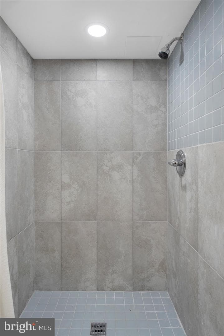 6112 Edlynne Road photo 39