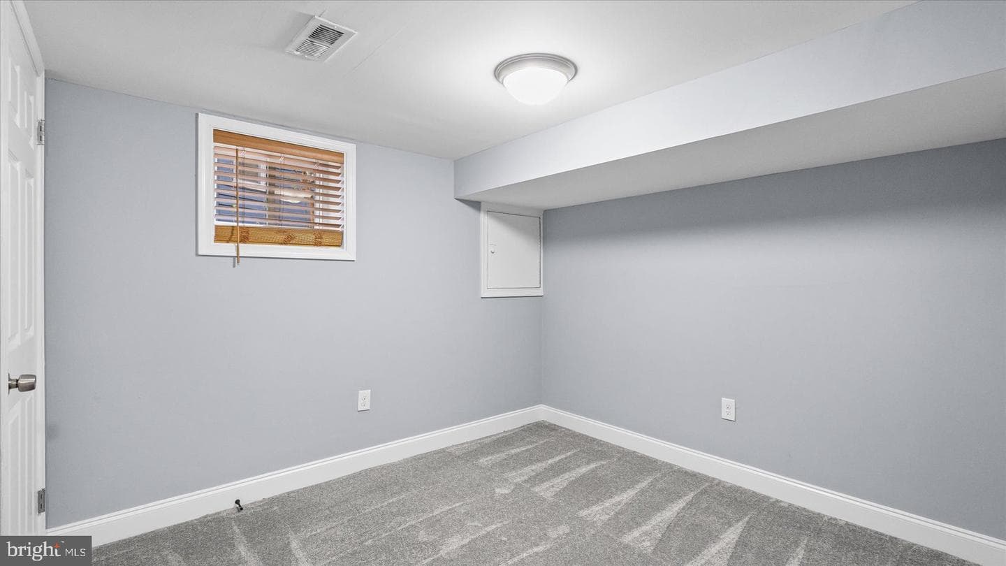 5202 Norwood Avenue photo 32