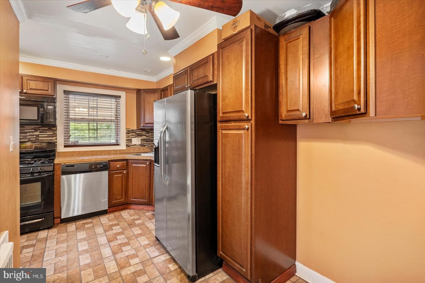 3707 Howard Park Avenue photo 14