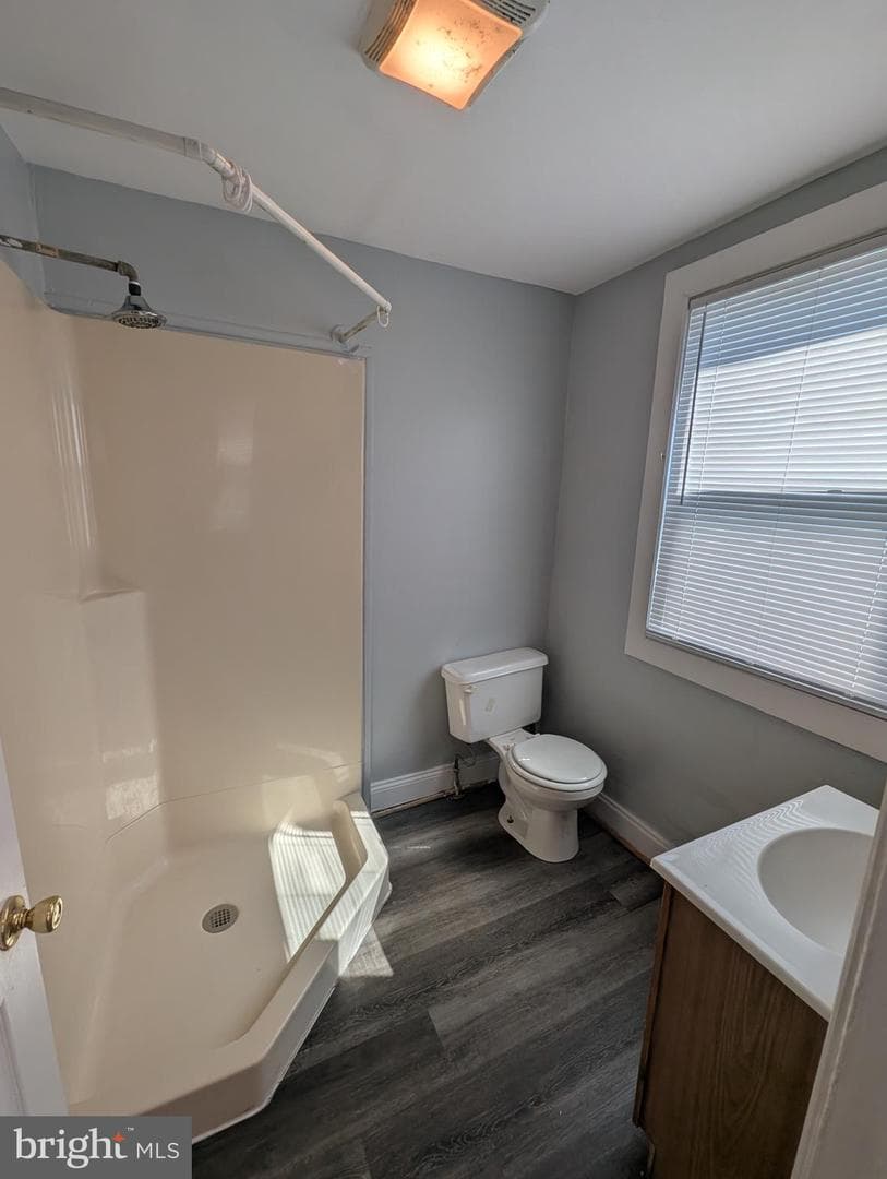1835 N Bond Street N photo 13