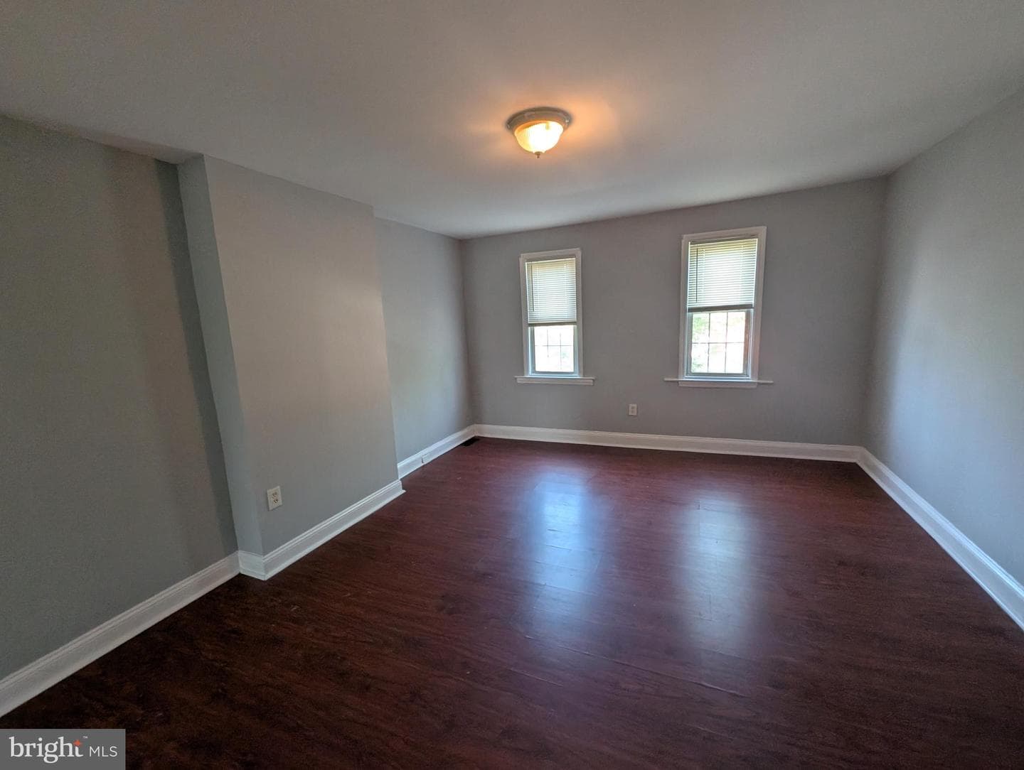 1835 N Bond Street N photo 18
