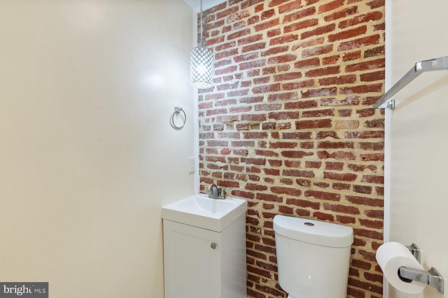543 N Kenwood Avenue photo 10