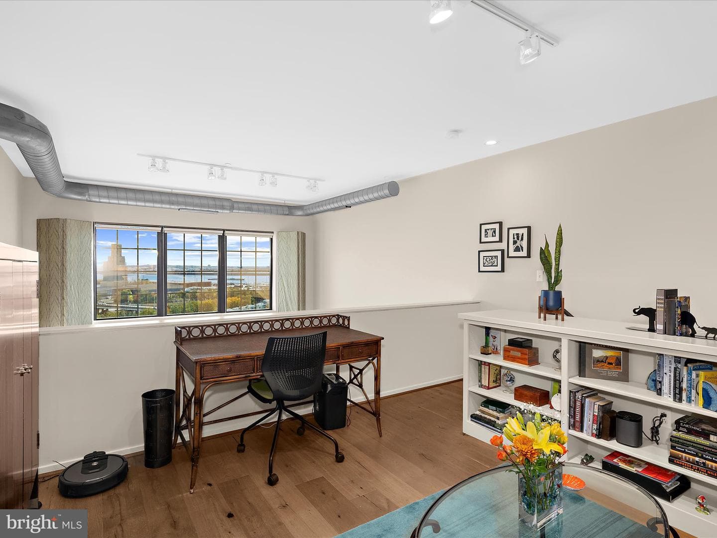 1200 Steuart Street #1021 photo 25
