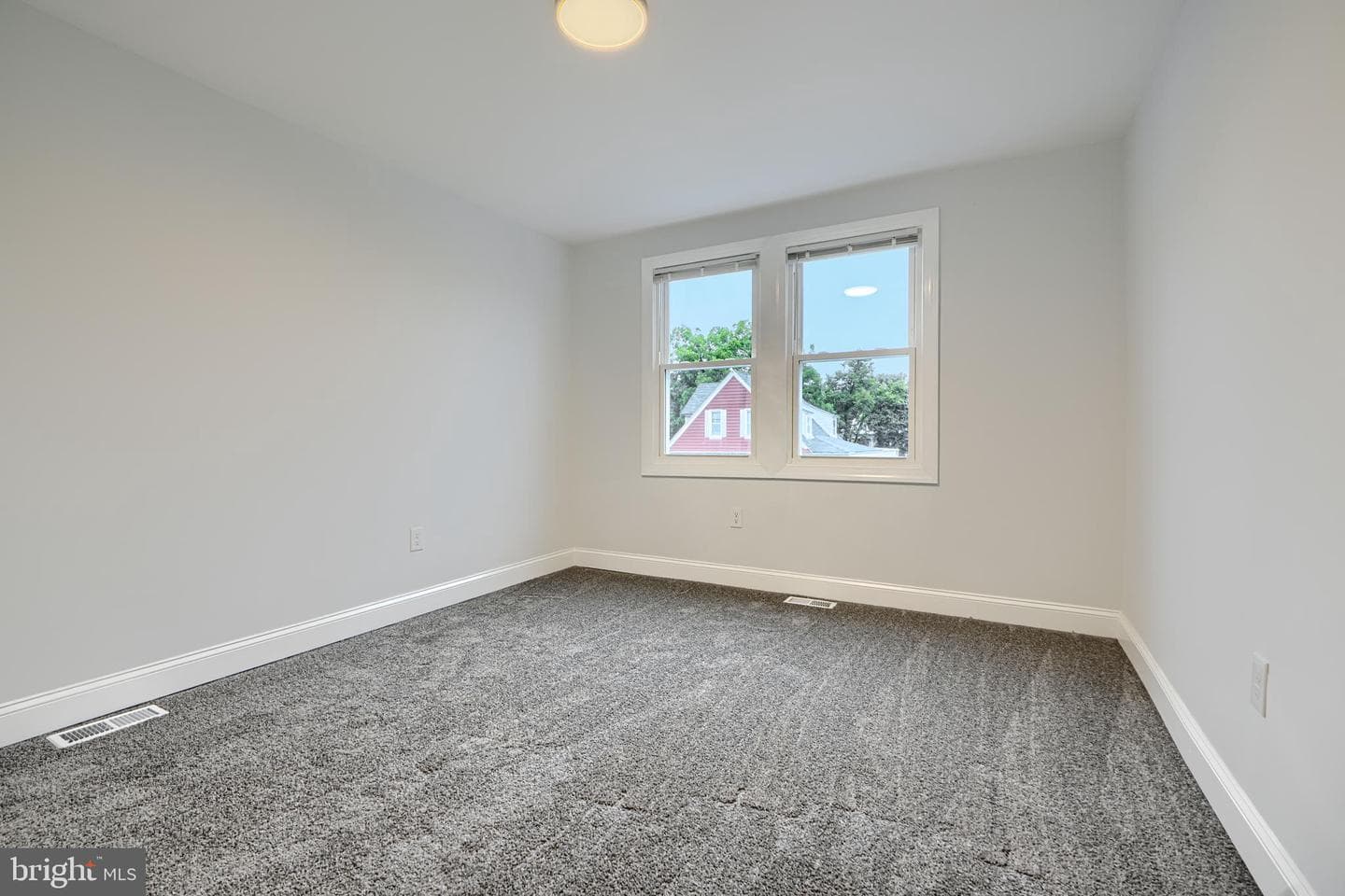 2433 Keyworth Avenue photo 14