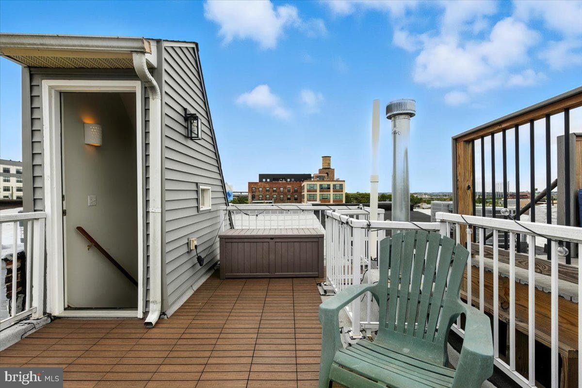 1711 S Hanover Street photo 29