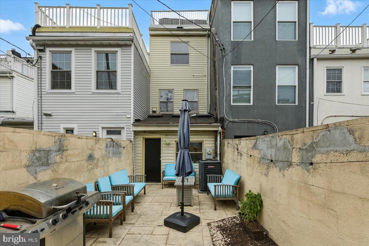 1711 S Hanover Street photo 30