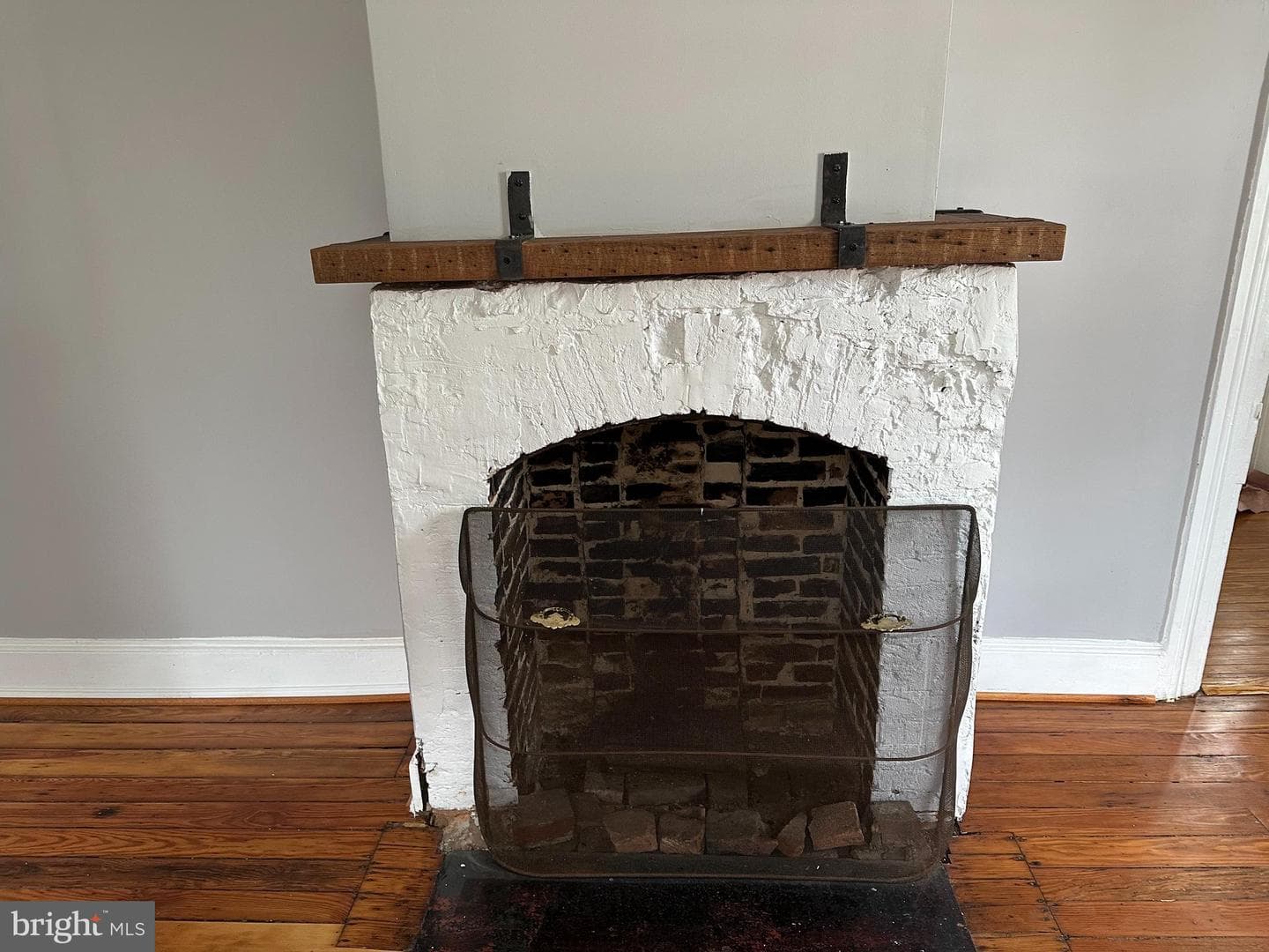 907 Homestead Street photo 11