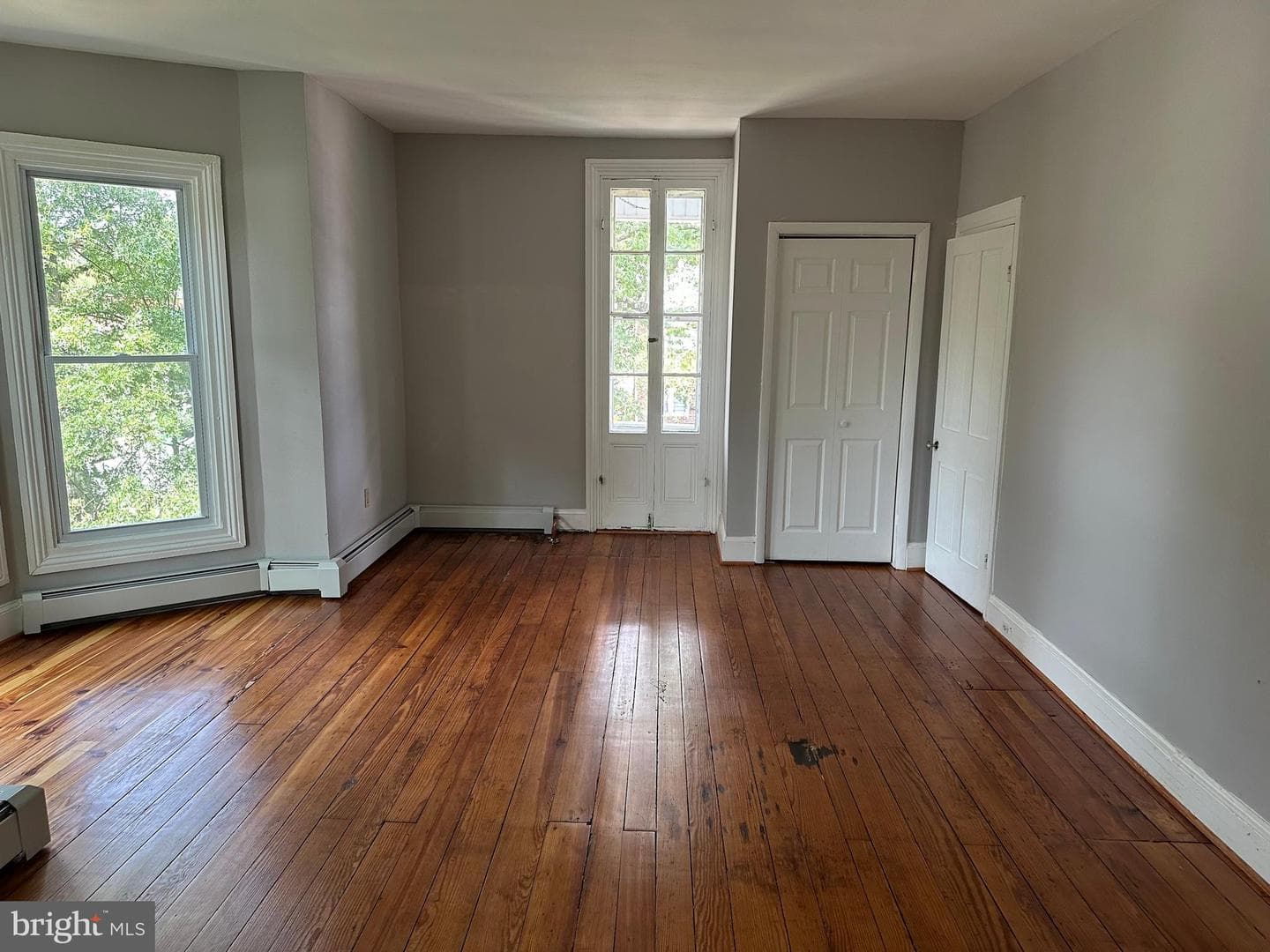 907 Homestead Street photo 13