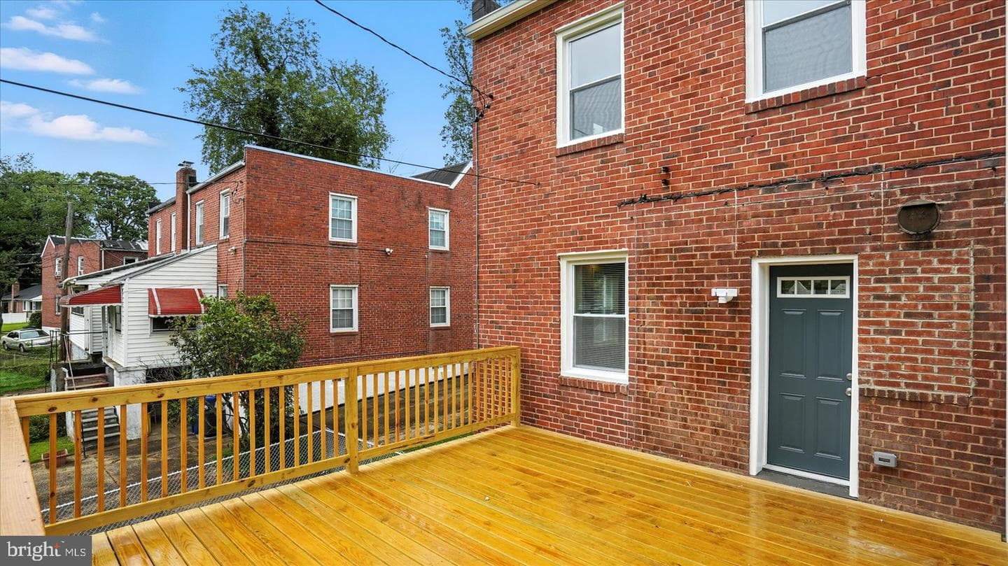 4703 Post Road photo 41