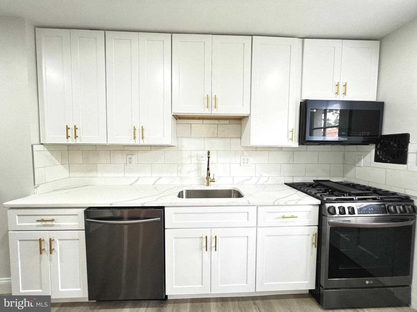1814 Winford Road photo 11