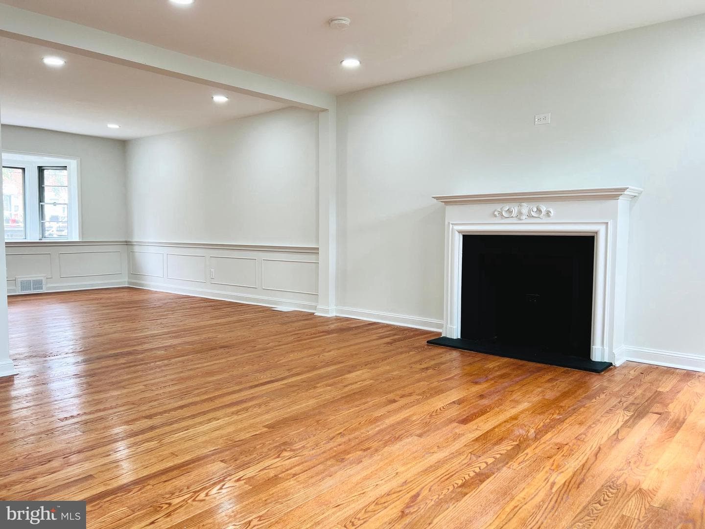 1814 Winford Road photo 3