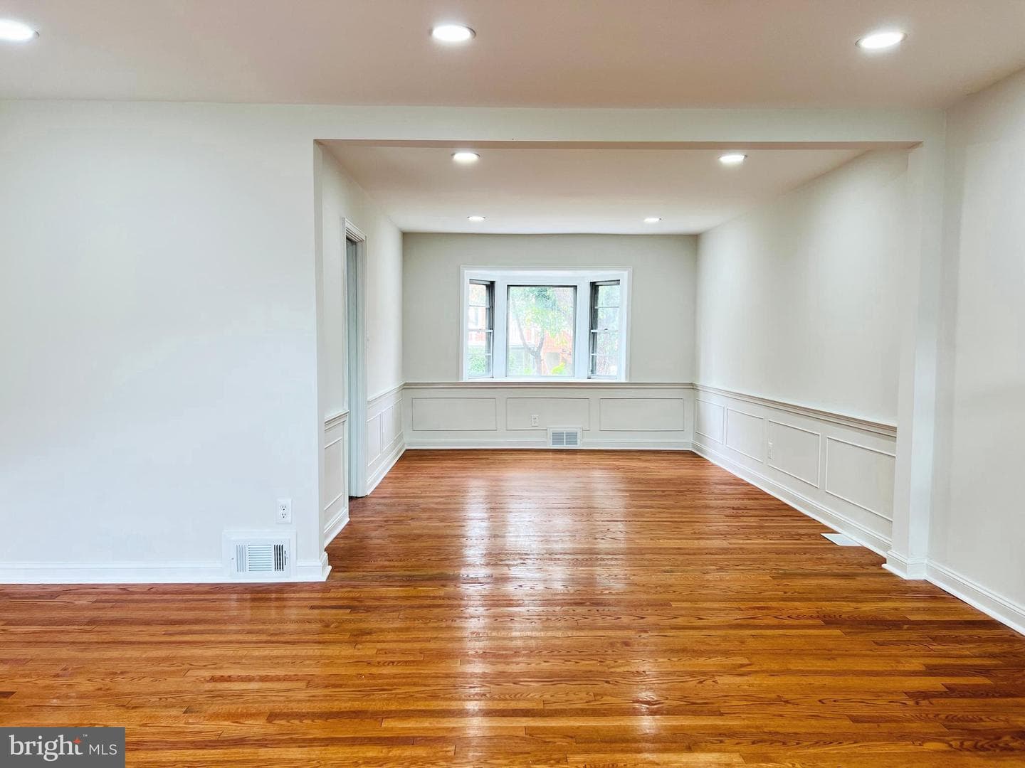 1814 Winford Road photo 5