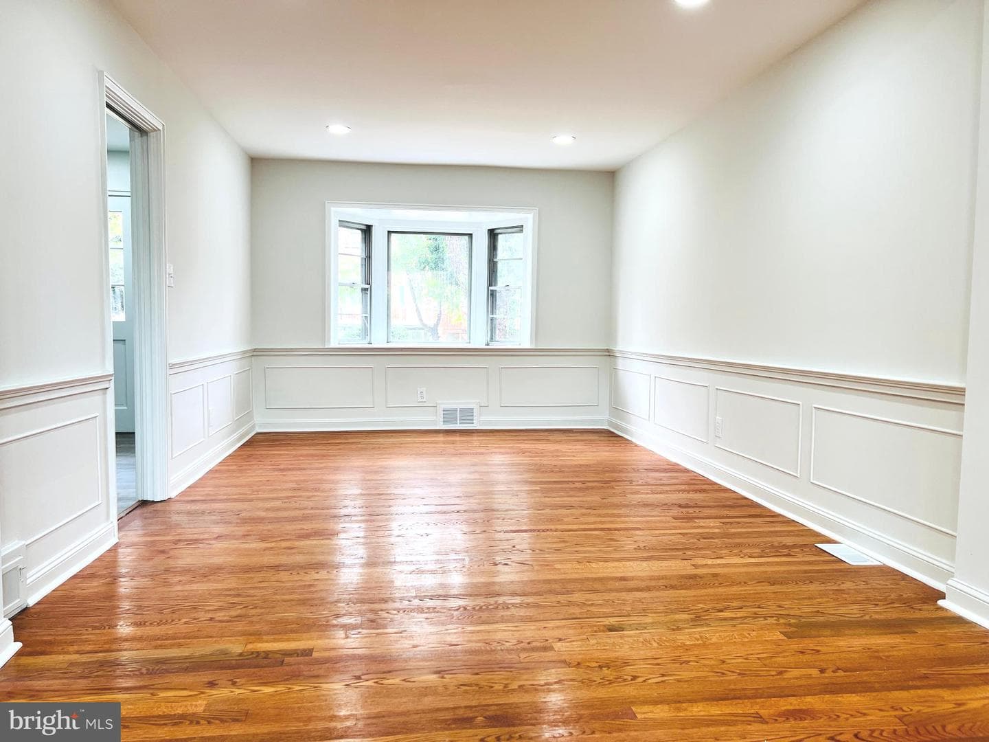1814 Winford Road photo 6