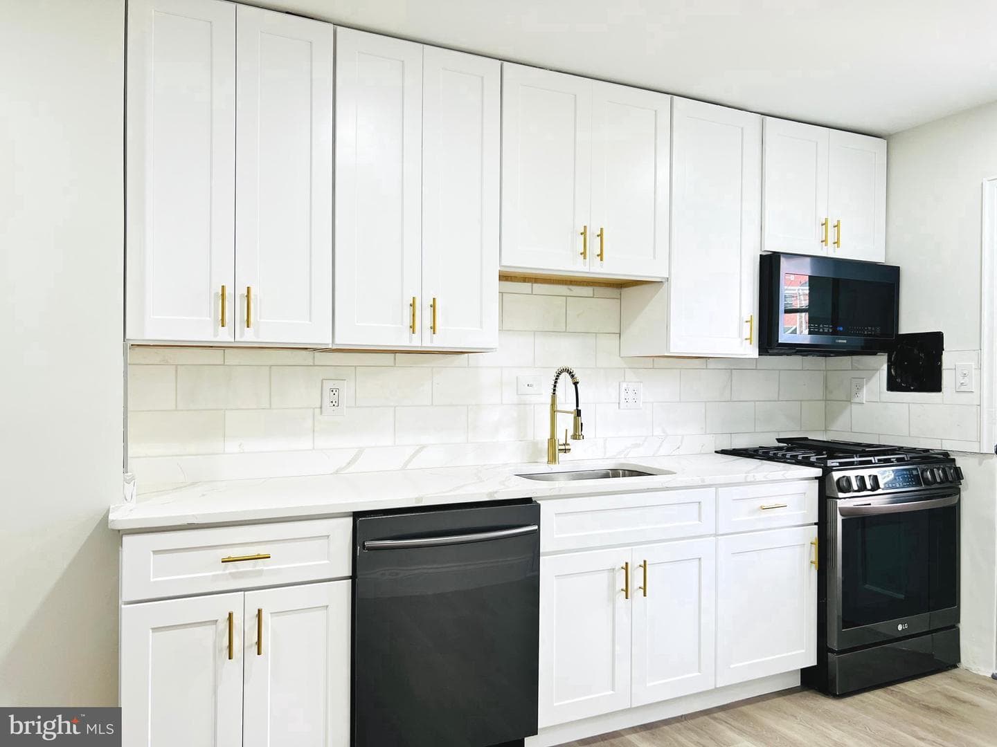 1814 Winford Road photo 8