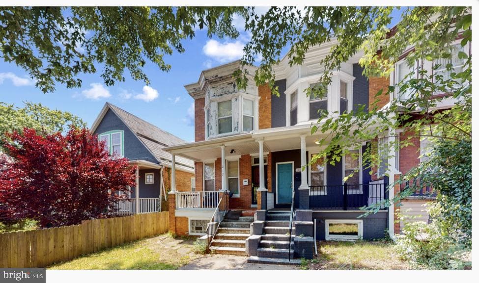 210 S Augusta Avenue photo 19