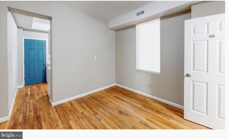 210 S Augusta Avenue photo 2