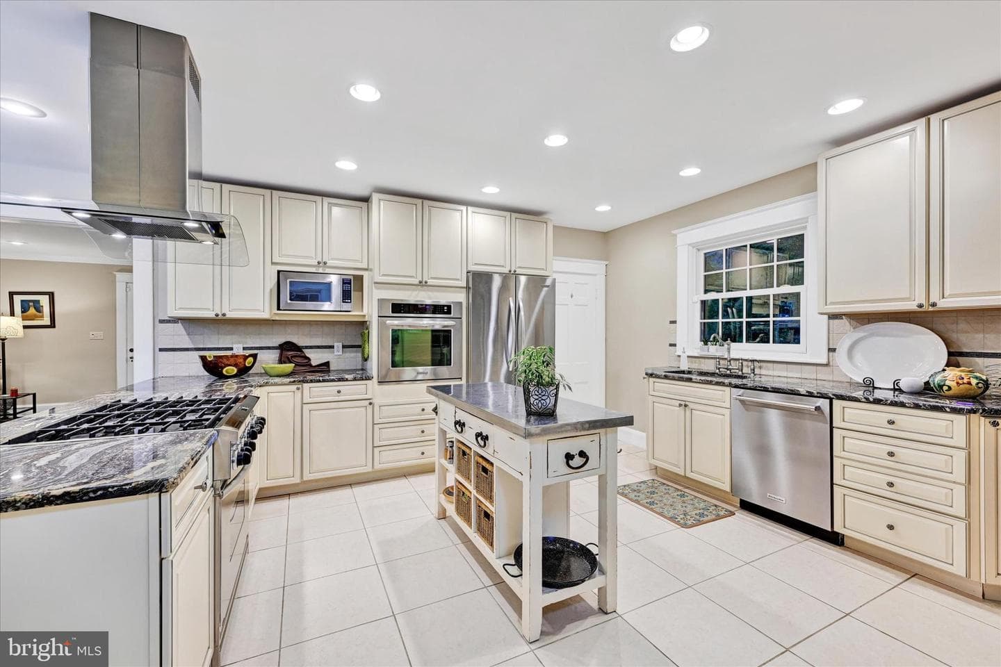 1 Merrymount Road photo 18