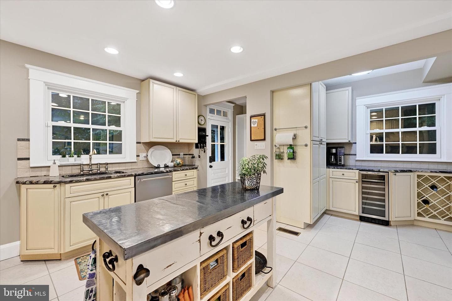 1 Merrymount Road photo 21