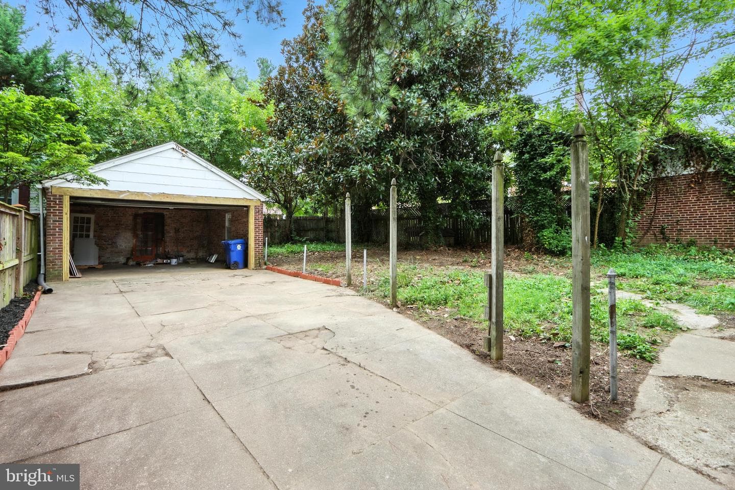 3501 Woodlea Avenue photo 5