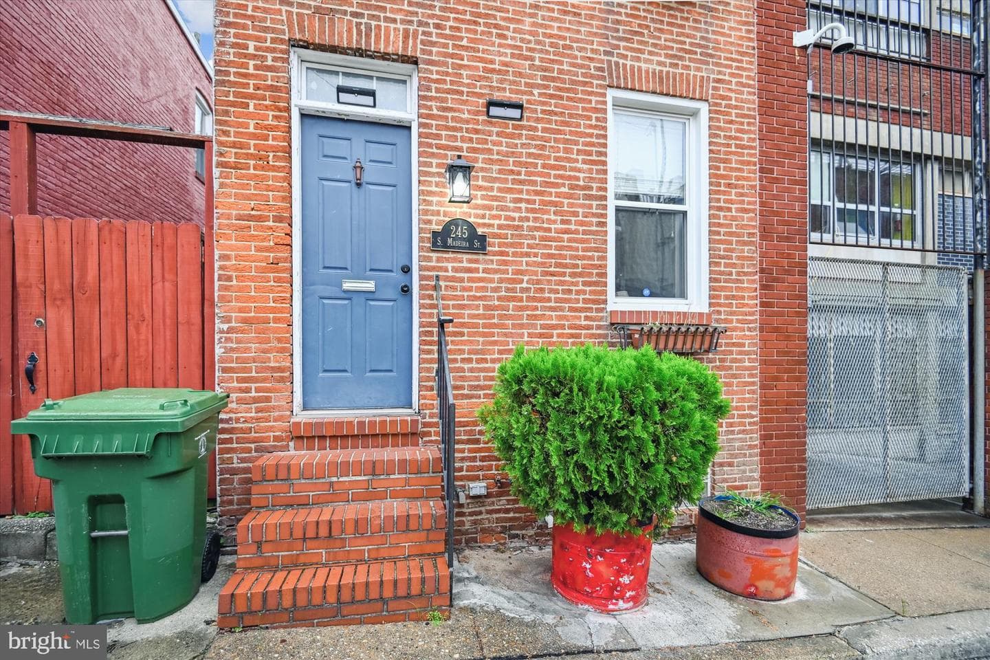 245 S Madeira Street photo 2
