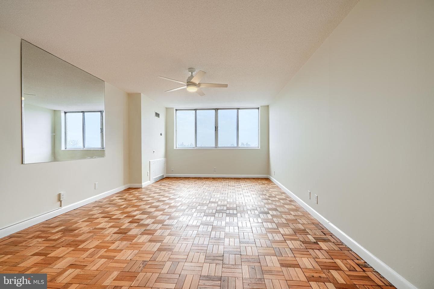7111 Park Heights Avenue #709 photo 23