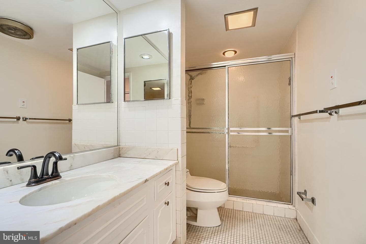 7111 Park Heights Avenue #709 photo 29