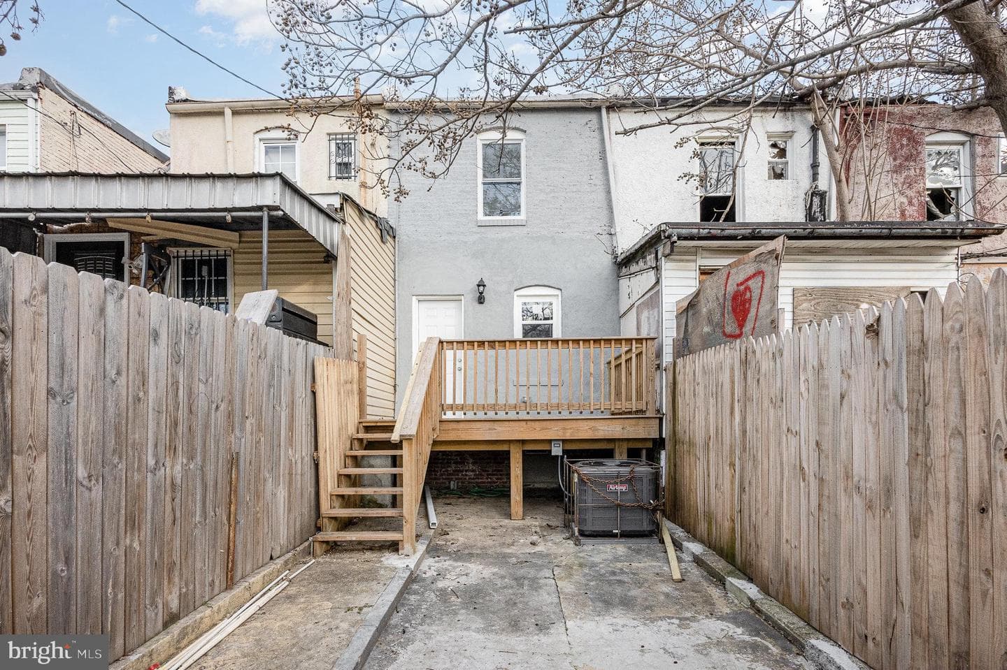 550 S Bentalou Street photo 24