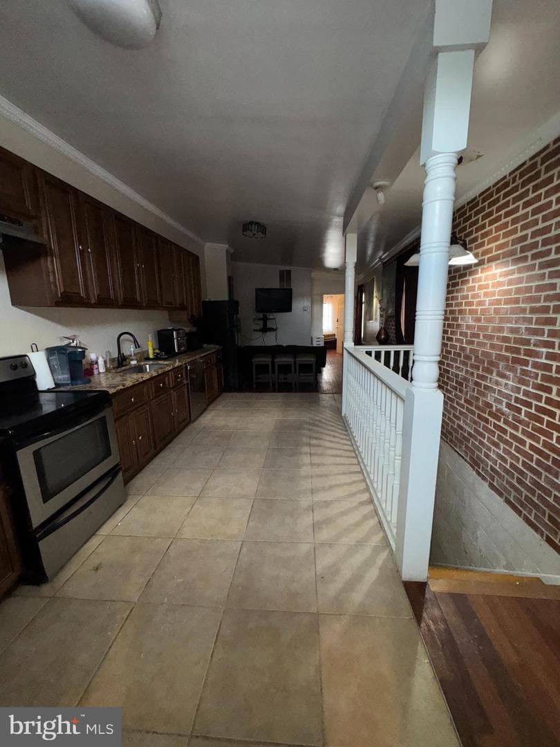 200 S Parrish Street photo 8