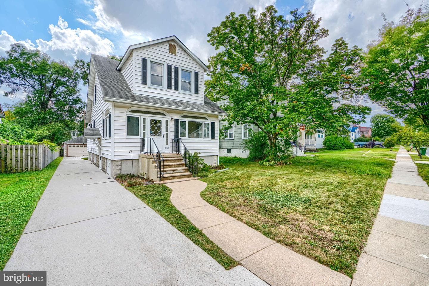 3027 Fleetwood Avenue photo 4