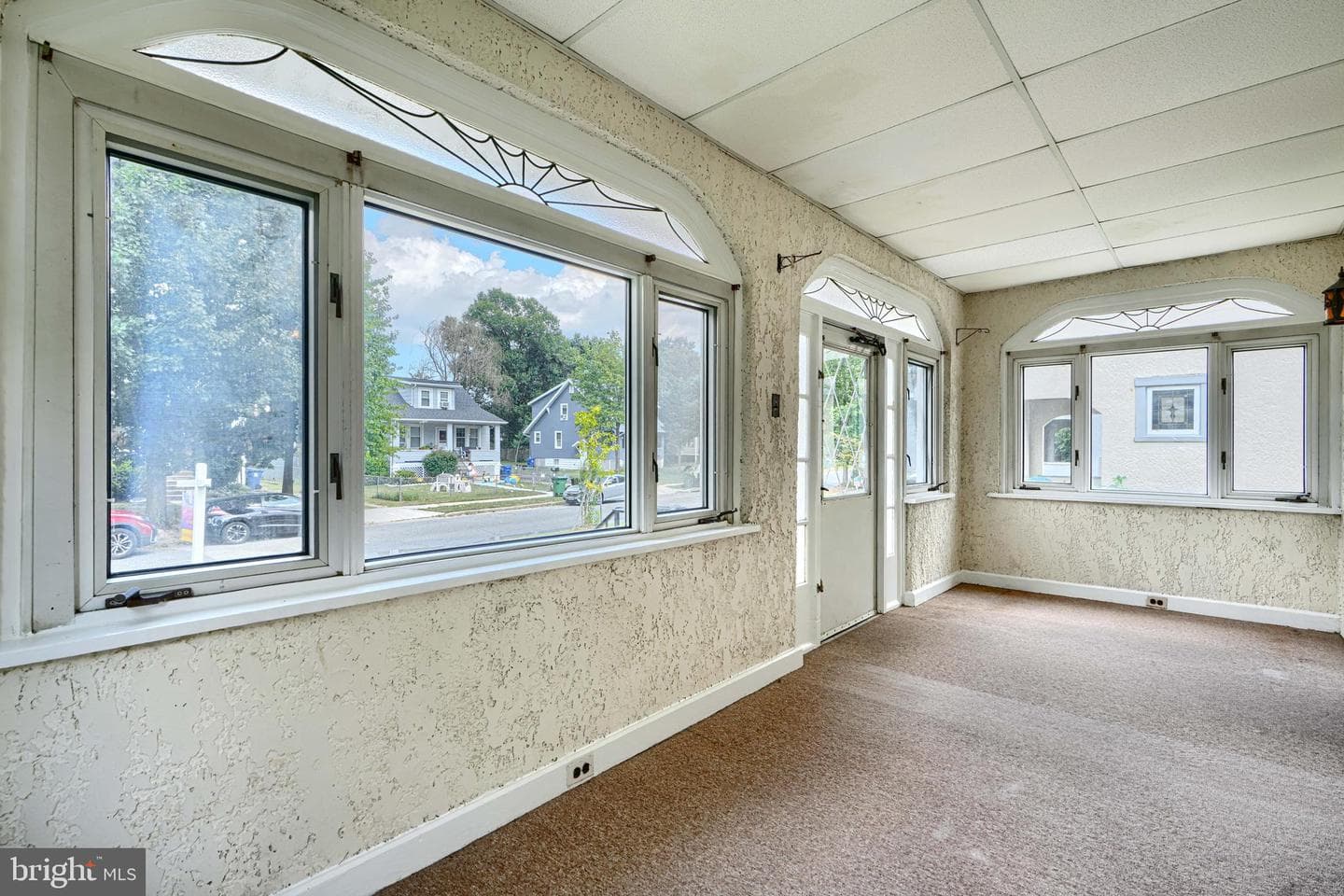 3027 Fleetwood Avenue photo 8