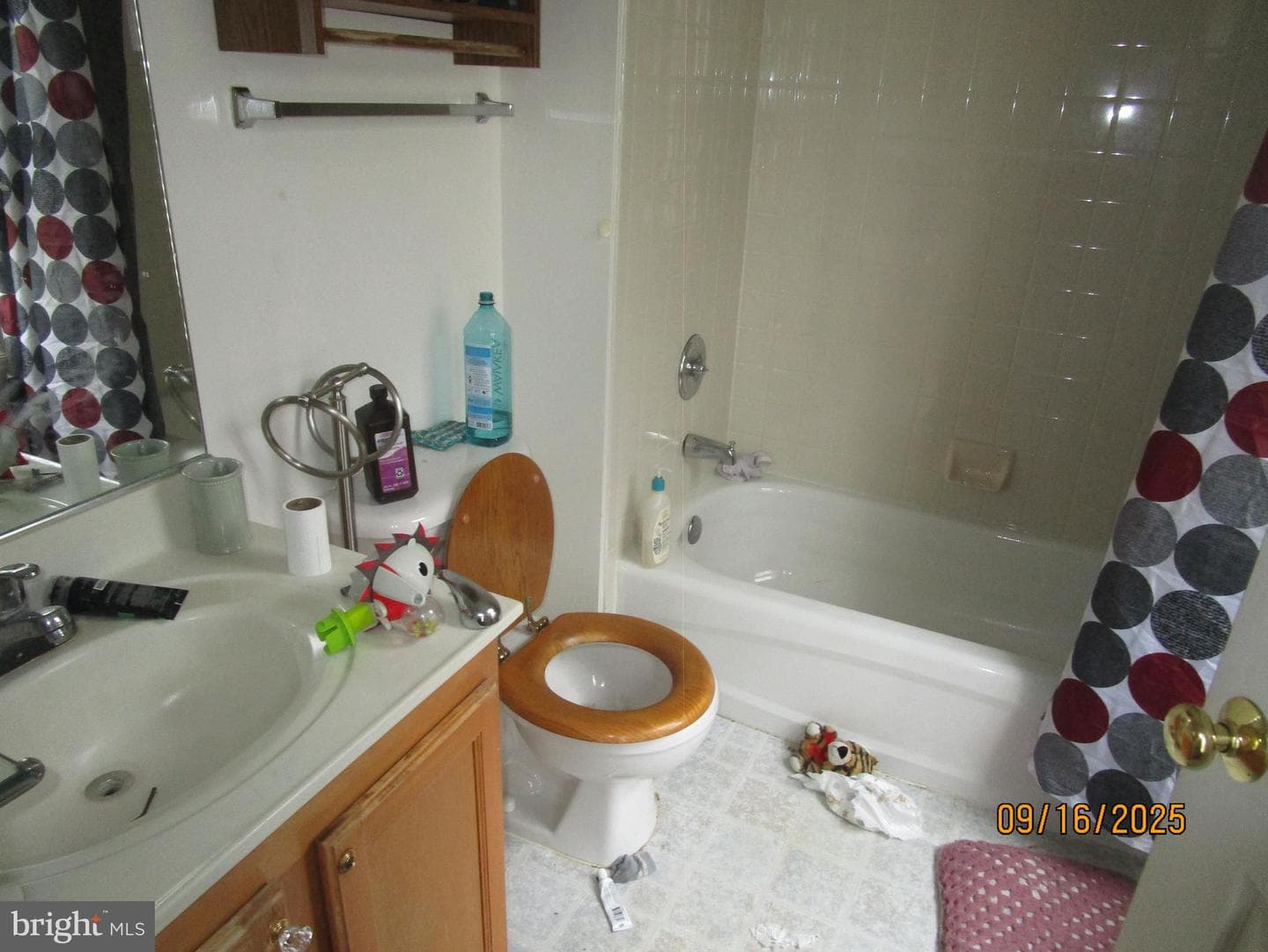 811 George Street photo 10