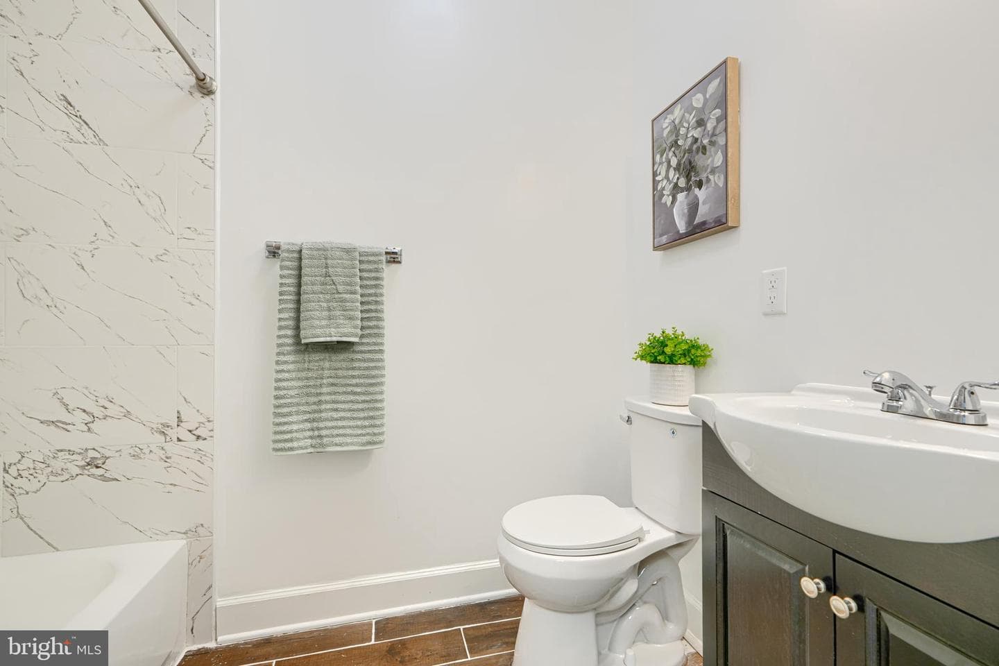 6583 Saint Helena Avenue photo 25