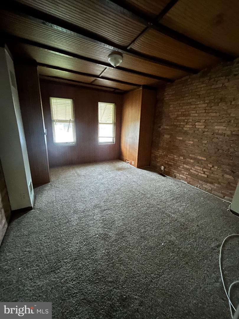 2520 Wilkens Avenue photo 4