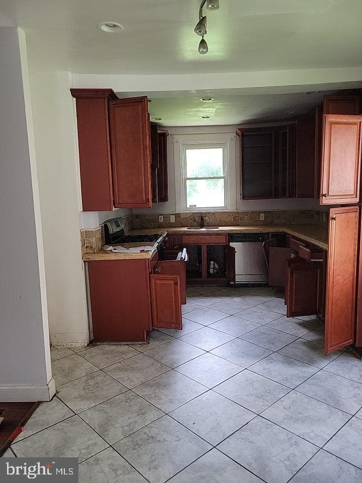 2300 Monticello Road photo 3