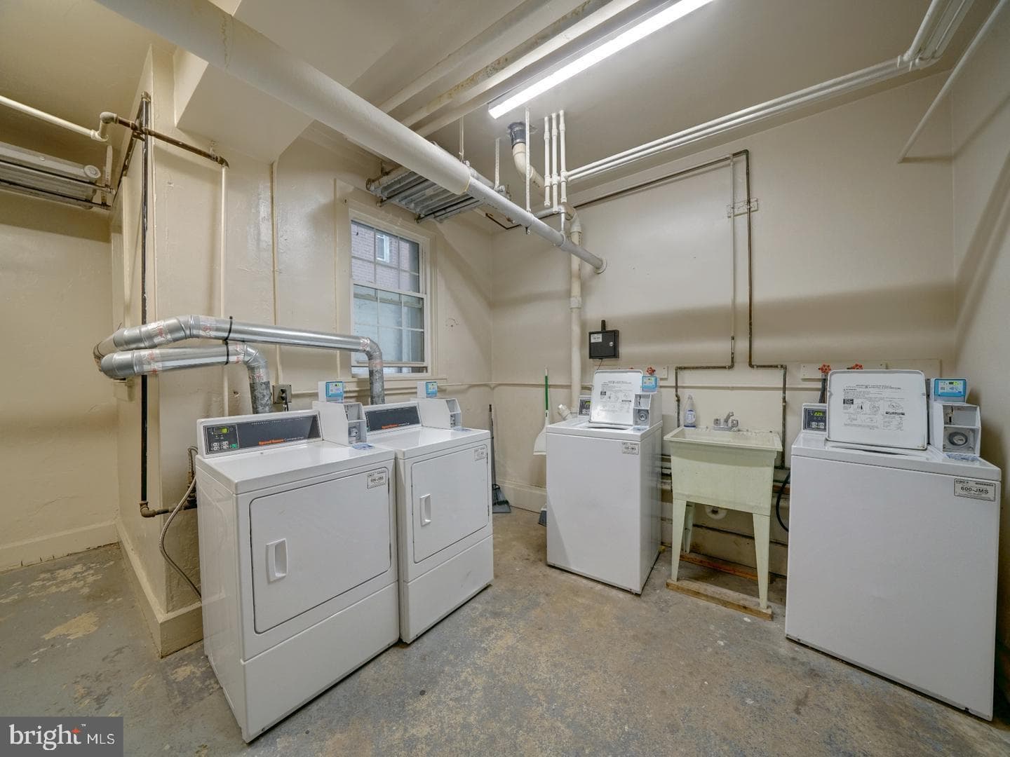 103 W 39th Street W #e2 photo 22