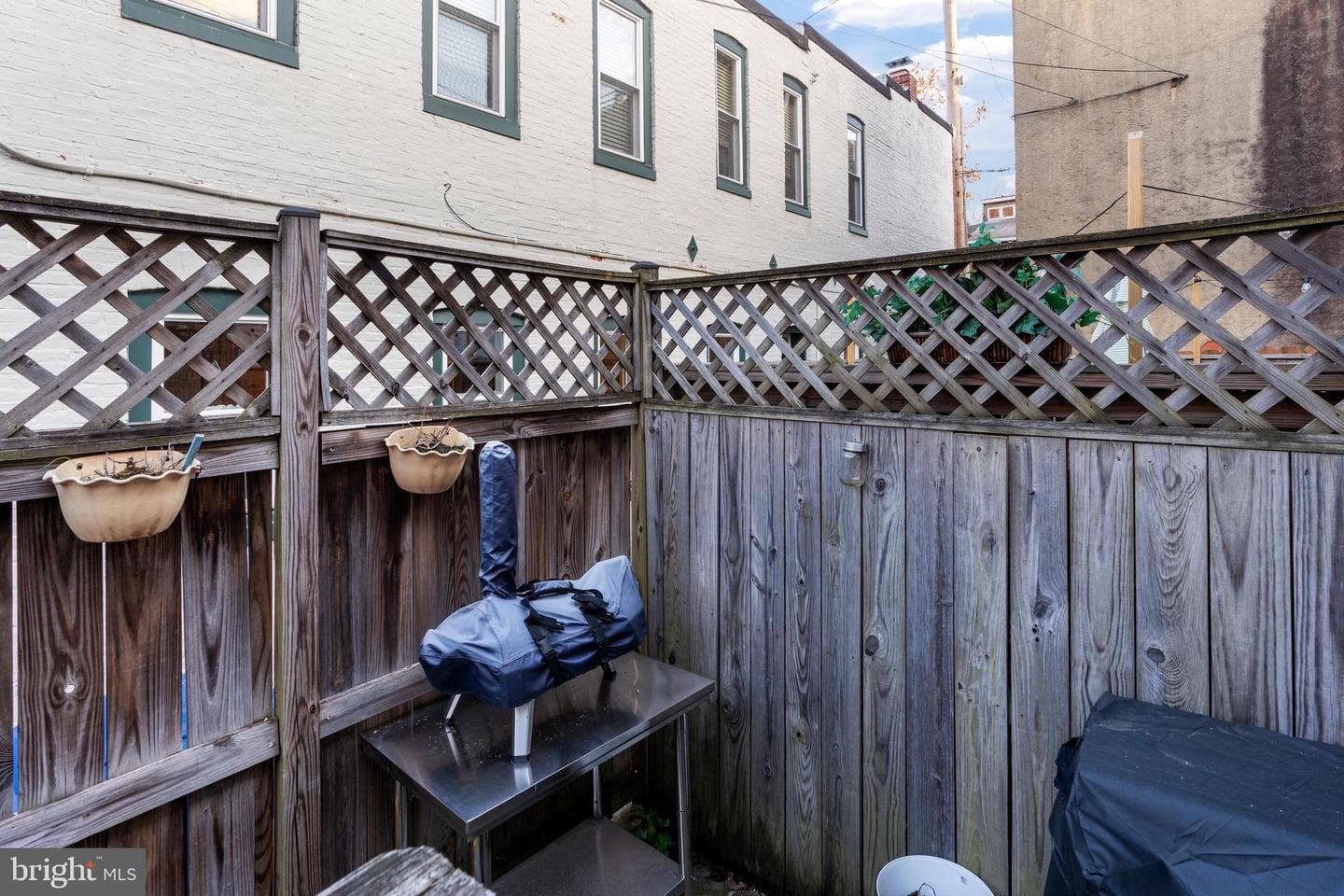 1043 Riverside Avenue photo 33