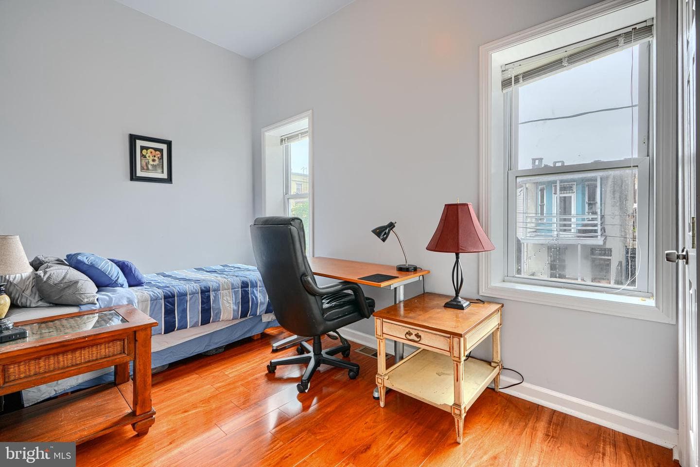 300 E 27th Street photo 32