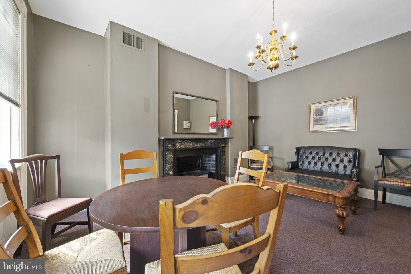 8 E Mulberry Street photo 14