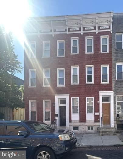 1003 Bennett Place photo 2