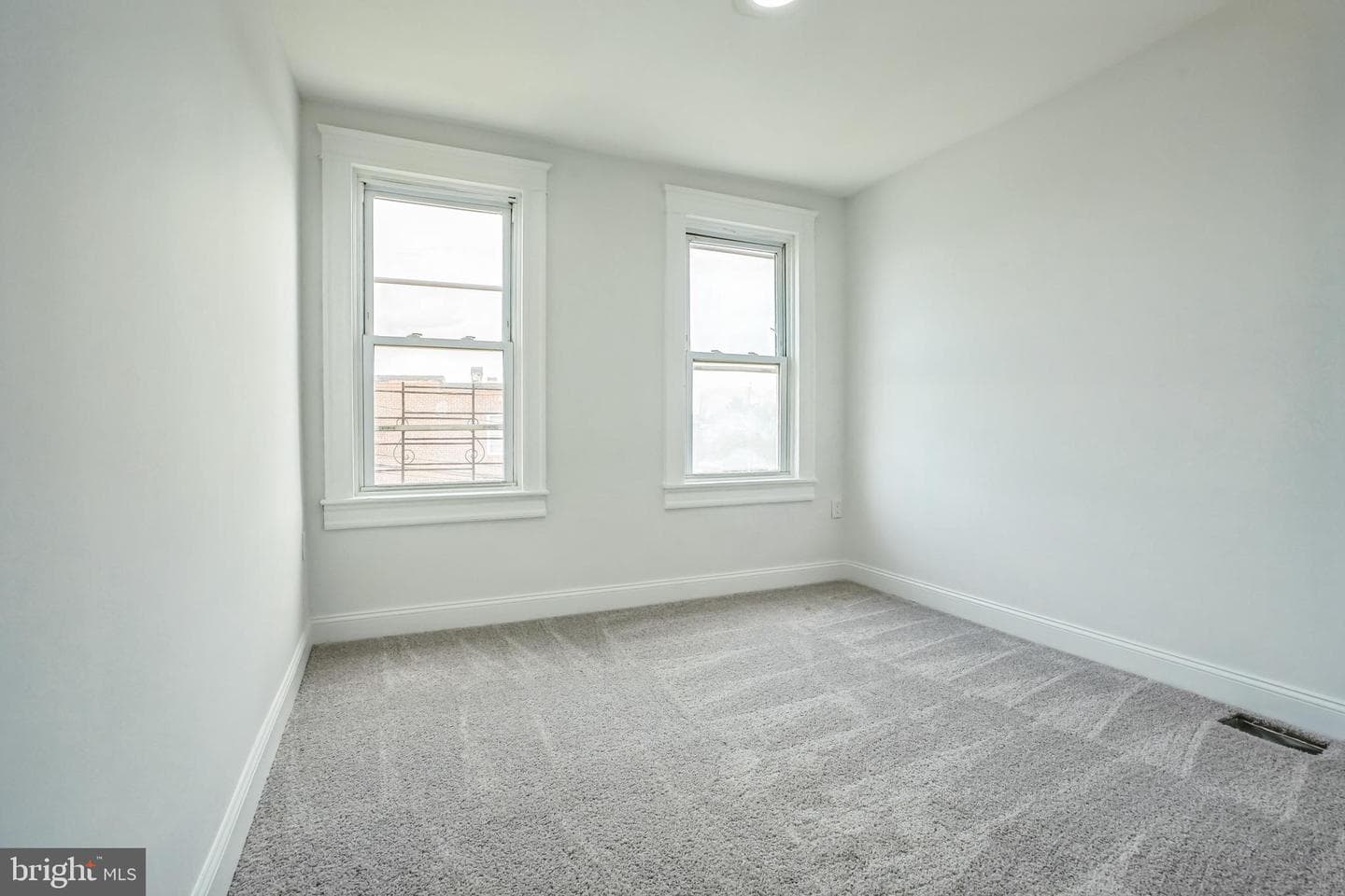 3017 The Alameda photo 15