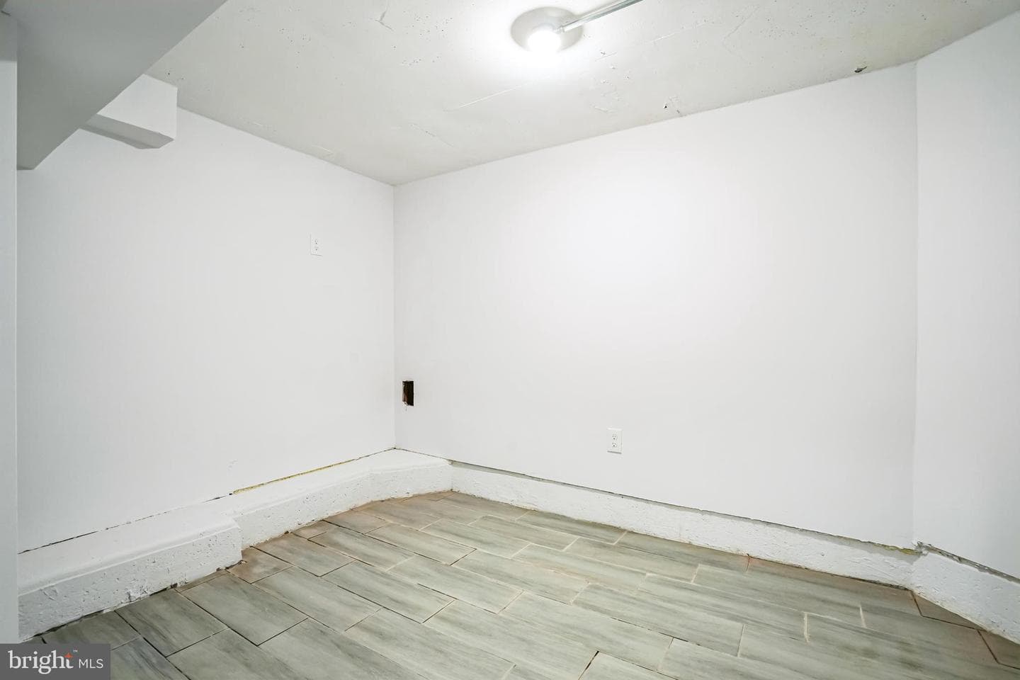 3017 The Alameda photo 24