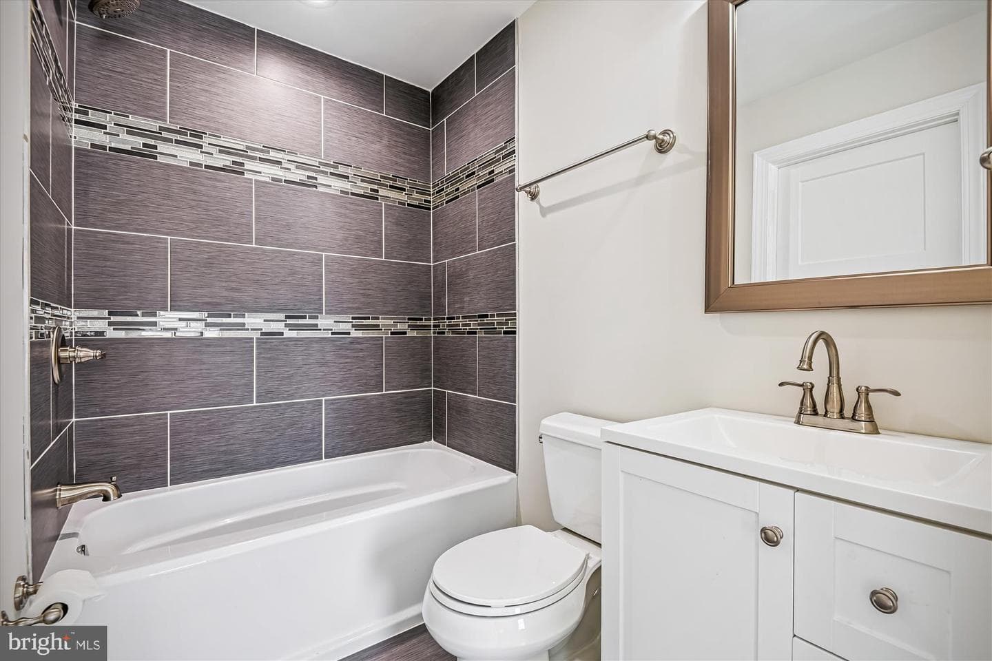 3709 Roland Avenue photo 37