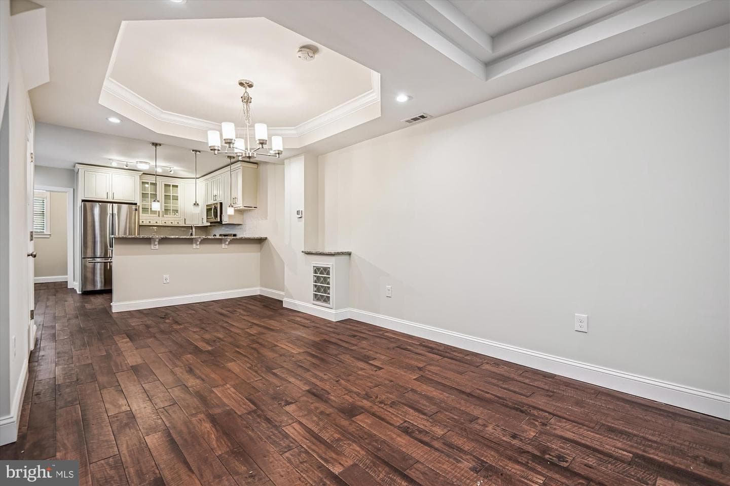 3709 Roland Avenue photo 9